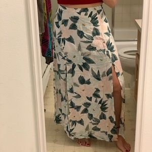 Billabong double slit skirt